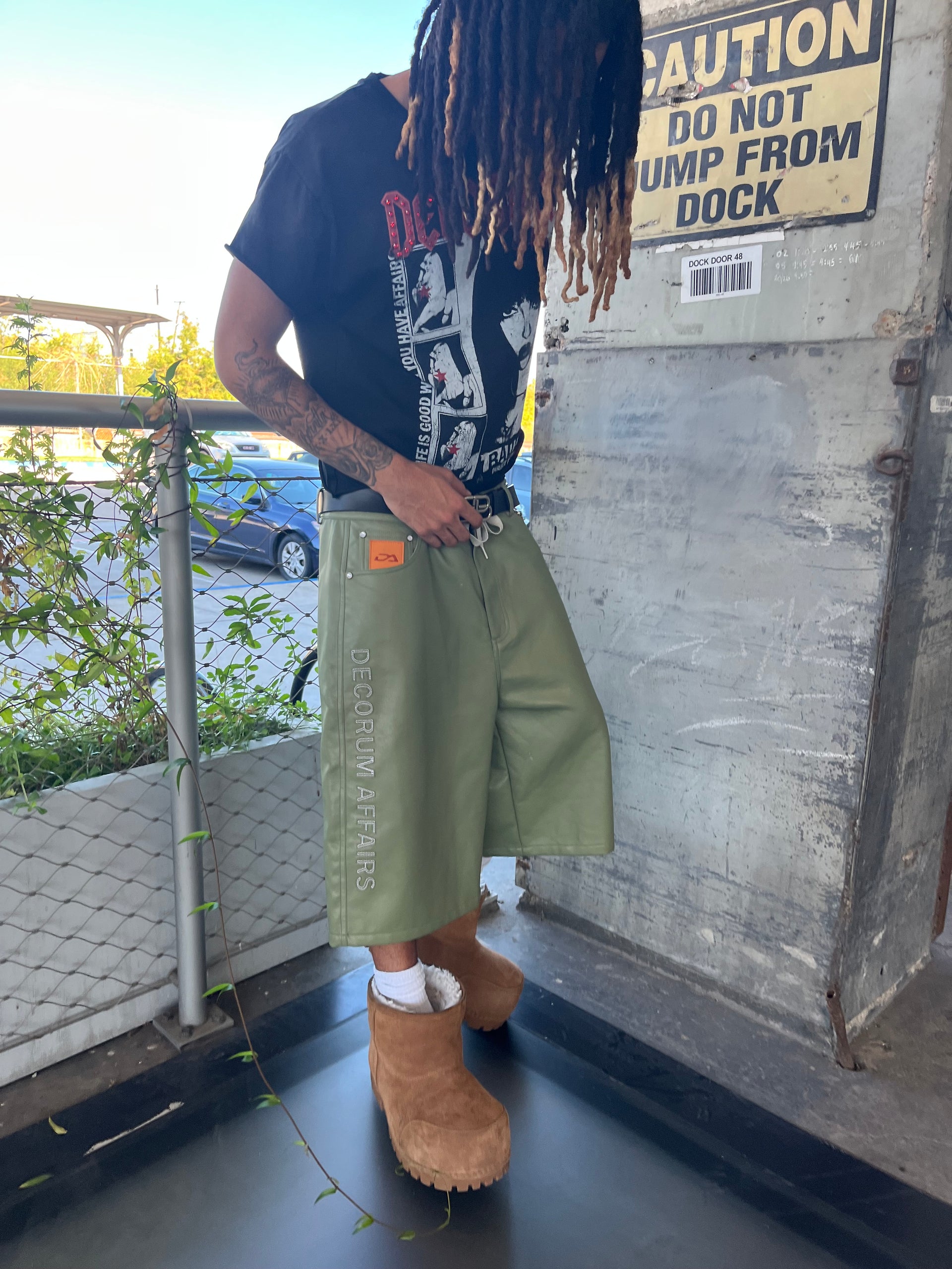 Affairs Leather Shorts (Matcha)